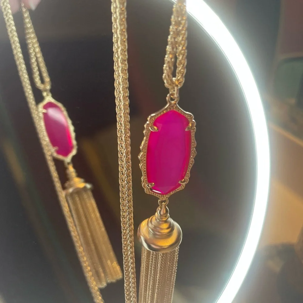 Kendra Scott Everly in Pink Agate - Picture 8 of 9